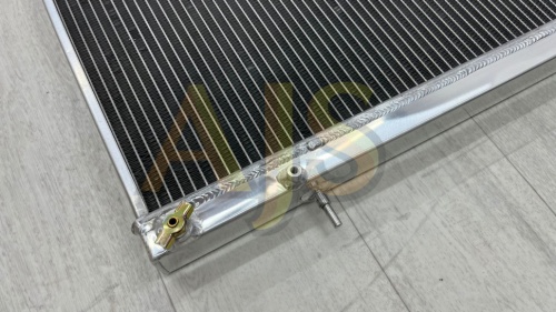радиатор алюминиевый Nissan Skyline R32 40мм MT AJS фото 3
