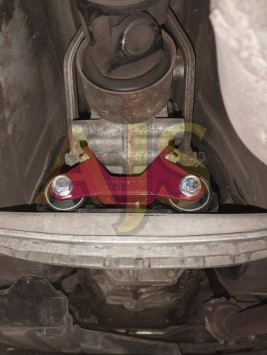 Taiko подушка КПП Toyota Altezza SXE10 3S фото 3