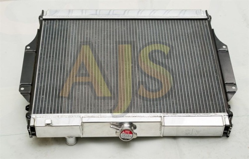 Радиатор алюминиевый MMC Pajero V43 6G72 40мм AT AJS фото 6